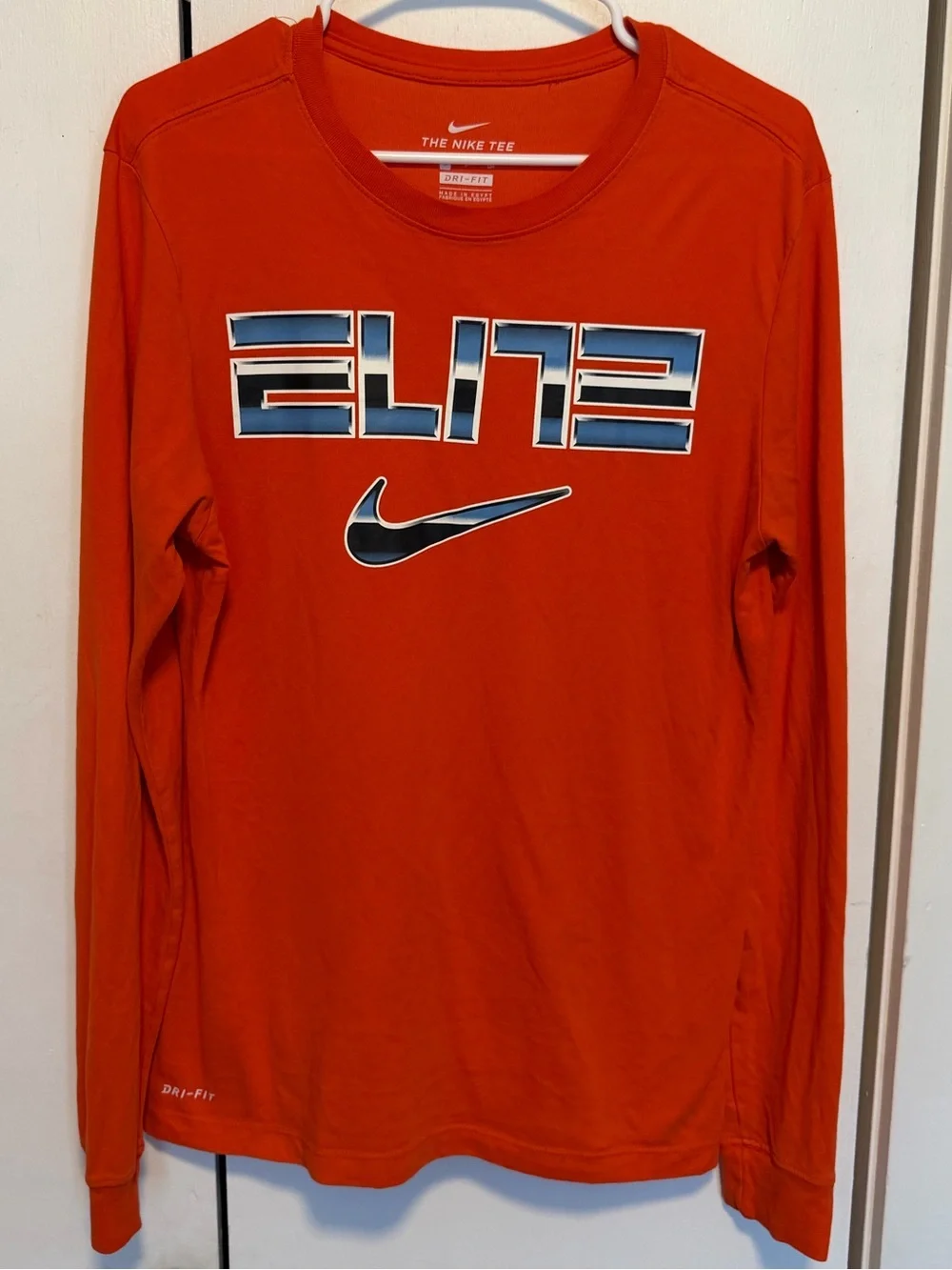 Nike Men’s Orange Long-Sleeve ELITE Performance Tee